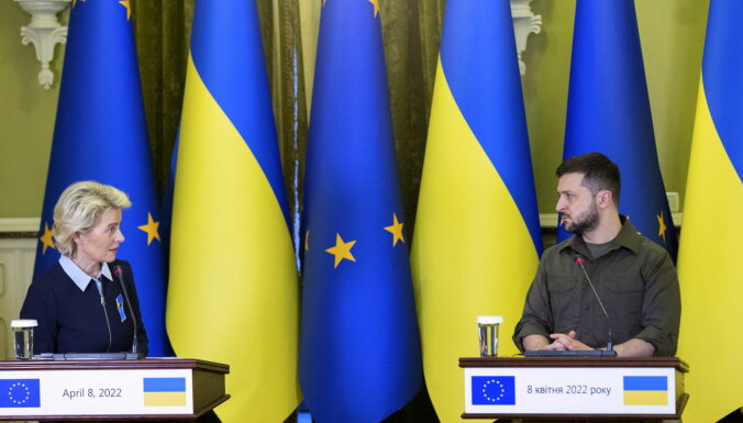 Zelenskis EK prezidentei Kijivā: ar pieņemtajām sankcijām nepietiek. Teksta tiešraides arhīvs