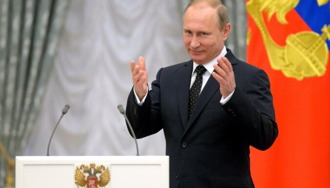 Putins necenšas atdzīvināt PSRS - viņš būvē fašistisku režīmu, raksta 'Fiscal Times'