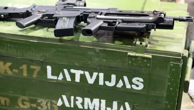 Komandieri: Latvijai ir jādomā par mazo dronu pretgaisa aizsardzību
