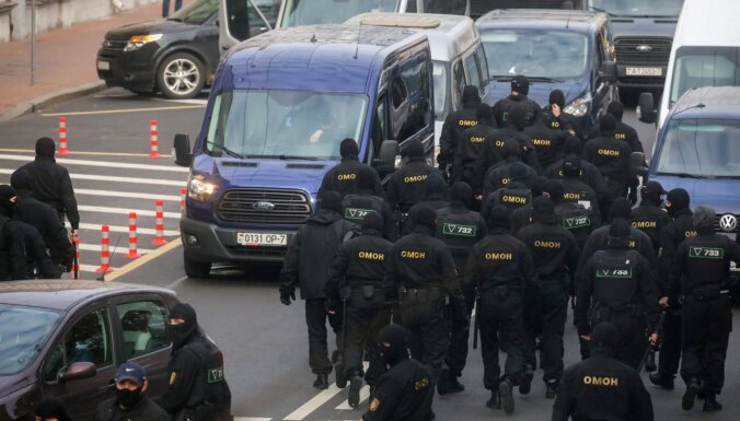 В Беларуси проходят обыски у журналистов и правозащитников