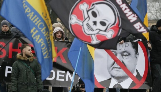 ФОТО: Акция в поддержку Саакашвили в Киеве собрала тысячи людей