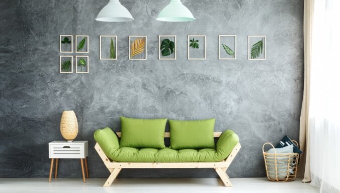 9 простых и интересных способов оформить пространство над диваном