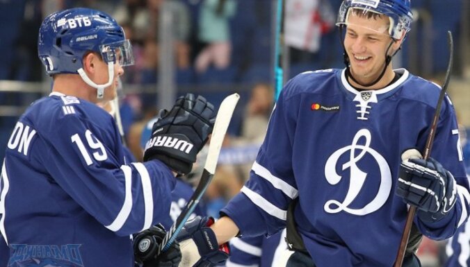 Indrašis gūst 100. vārtus KHL un sarūgtina Rīgas 'Dinamo'