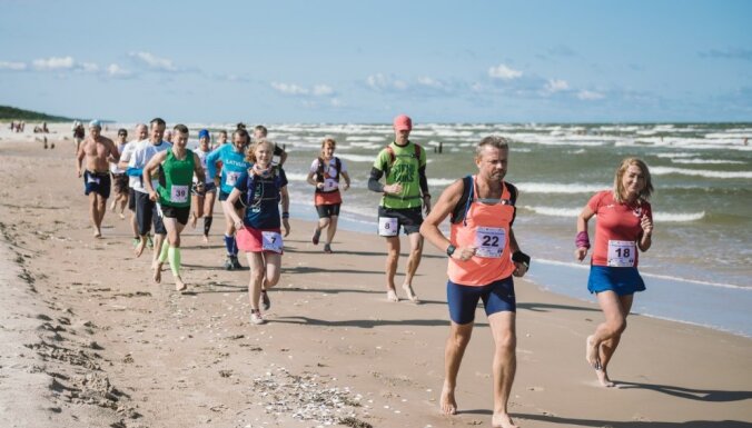 Foto: Baltijas Baso pēdu ultramaratonā atkal krīt trases rekordi