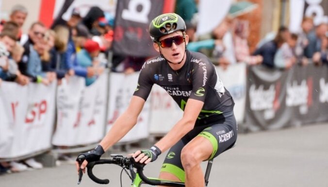 Austrālietis Evans uzvar 'Giro d'Italia' astotajā posmā; Neilands ārpus labāko simta