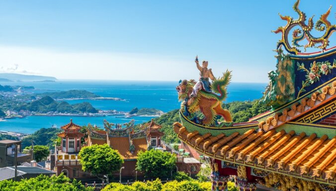 Taivāna maksās tūristiem par elpu aizraujošās valsts apceļošanu