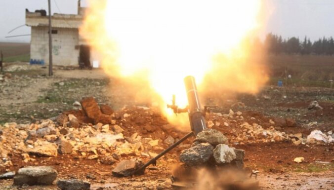 Krievija apgalvo, ka Ukraina bombardējusi ciemu, ievainojot divus tā iedzīvotājus