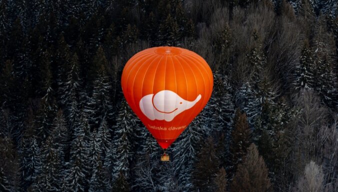 'Lieliska Dāvana' – lielākais dāvanu uzņēmums iegādājies gaisa balonu