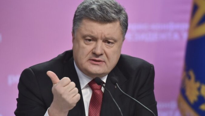Порошенко заявил о деэскалации конфликта на востоке Украины