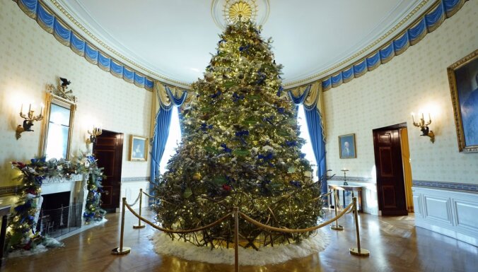 ФОТО. Рождество у президента: Джилл Байден показала, как украсила Белый дом к празднику