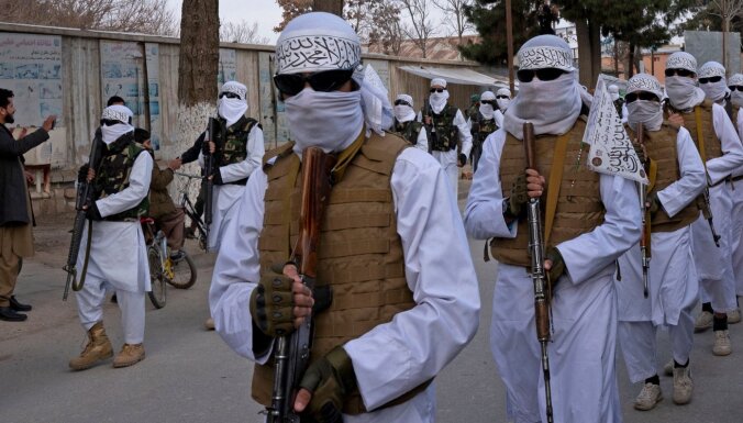 'Taliban' pārdislocējuši karaspēku uz Tadžikistānas pierobežu