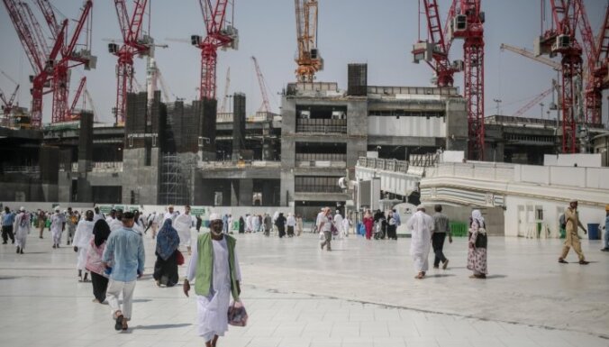 Saūda Arābijas amatpersonas par daļēji līdzvainīgu Lielās mošejas traģēdijā nosauc bin Ladena uzņēmumu