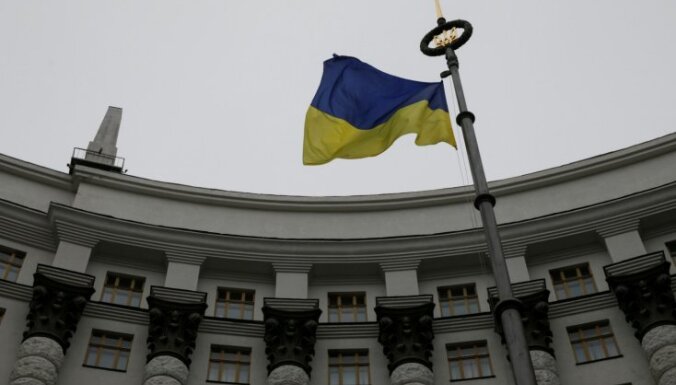 Украина продлила эмбарго на товары из России