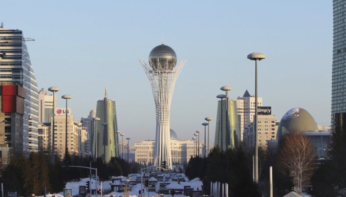Председатель ЕС Шарль Мишель едет в Астану. Как Казахстан пытается балансировать между Евросоюзом и Россией?