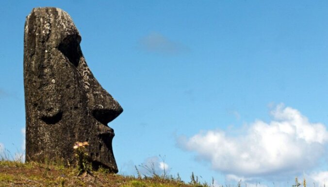 Разгадан секрет острова Пасхи: как перемещались статуи