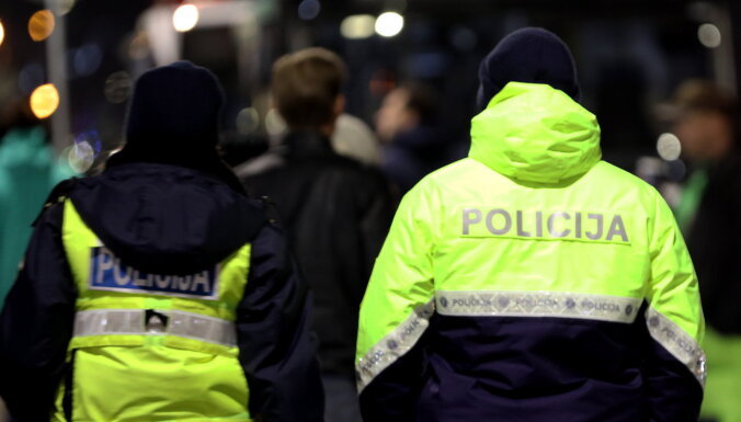 Valdība atbalsta 1,1 miljona eiro piešķiršanu piemaksām policistiem un robežsargiem