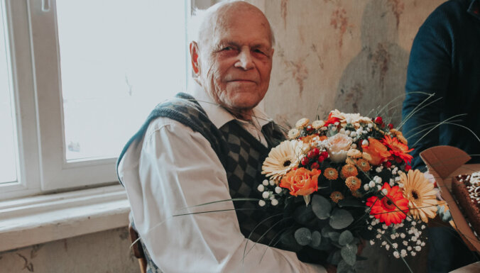 Vecāki par 100 gadiem – statistika par Latvijas ilgdzīvotājiem joprojām neuzticama