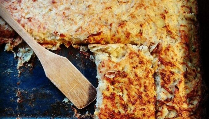 'Slinkais' kartupeļu sacepums ar malto gaļu un biezpienu
