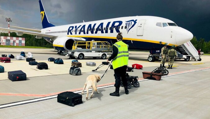 СМИ узнали об отъезде из Белоруссии посадившего Ryanair диспетчера