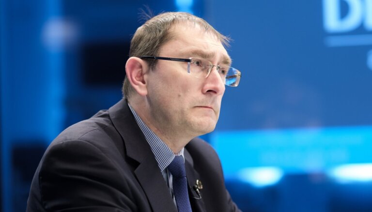 "Ломать не строить!" Линкайтс о рисках в небе, ценах на транспорт, рельсах в Россию и судьбе дальнобойщиков