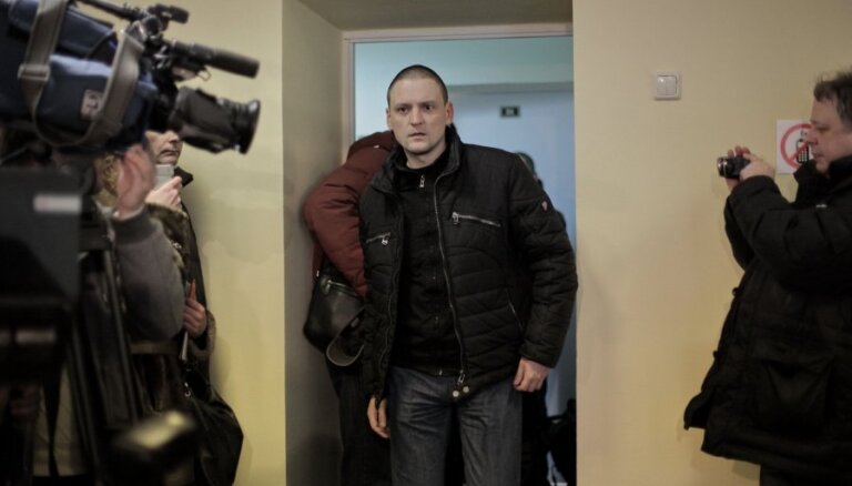 Удальцов вышел из подполья и выслушал обвинения СКР