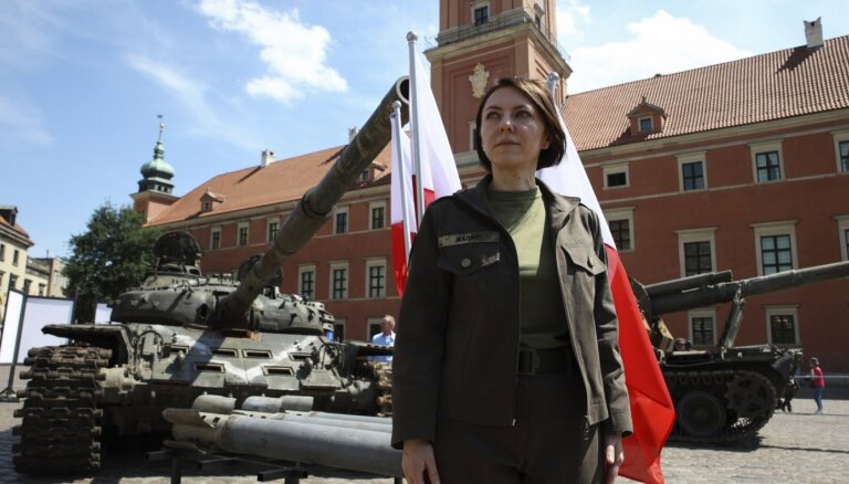 'Par jūsu un mūsu brīvību': Varšavā demonstrē Ukrainā iznīcinātu Krievijas kara tehniku