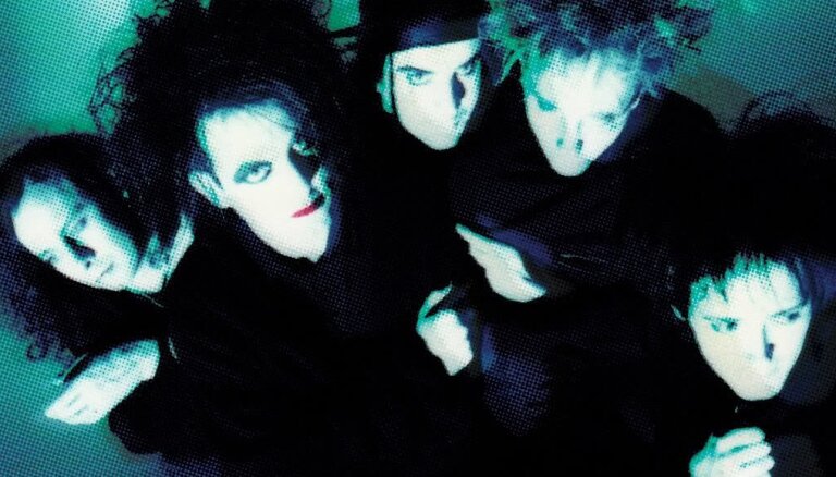 К нам едут The Cure, богатство семьи Шкеле, самый большой салат и другие события недели