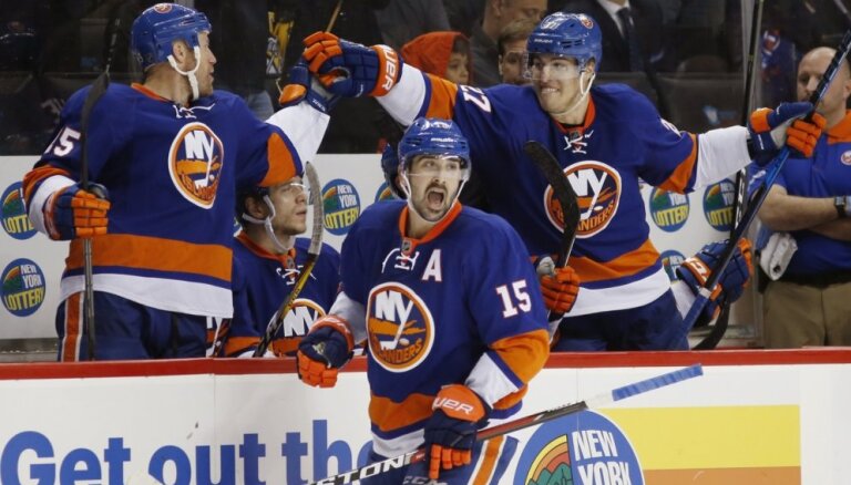'Islanders' gūst divus vārtus trīs sekundēs un atkārto NHL rekordu