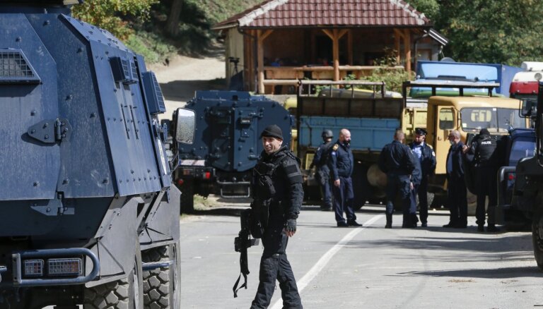 Svētdien Kosovā raidīti šāvieni Latvijas miera uzturētāju patruļas virzienā; cietušo nav
