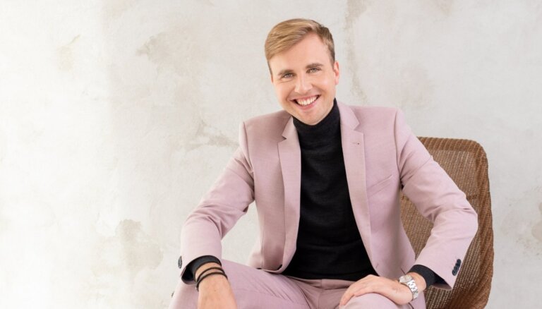 Dziedātājs Jānis Moisejs klajā laiž jaunu albumu 'Laime kabatā'