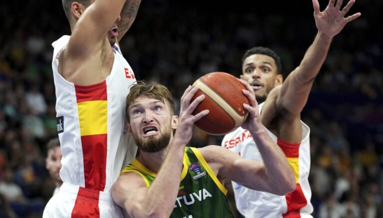 'Eurobasket 2022': Lietuva pagarinājumā zaudē Spānijai un paliek bez ceturtdaļfināla