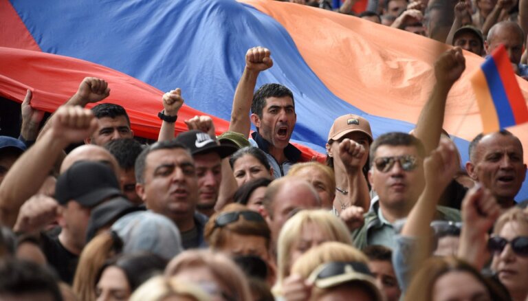 Оппозиция в Ереване анонсировала акции неповиновения
