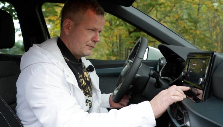 Video: Kārlis Anitens izmēģina modernizēto 'SEAT Arona'