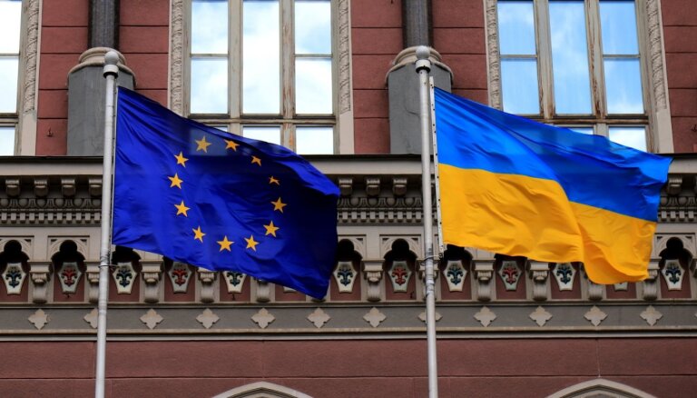 Европарламент одобрил выделение 18 млрд евро на поддержку Украины