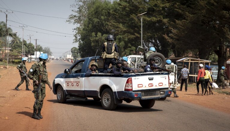 Centrālāfrikas Republikā ceļmalā izvietots spridzeklis nogalina trīs ANO miera uzturētājus