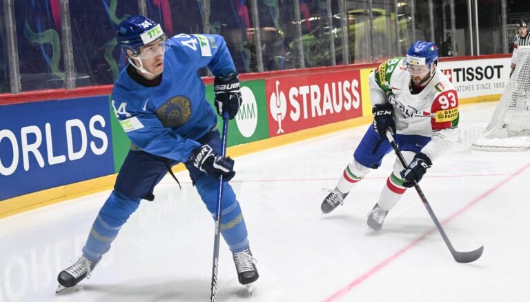 Хоккей: Дания впервые в истории одолела Канаду, а Казахстан удержался в элите