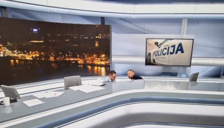 ВИДЕО: Шеф Госполиции Рукс оказал помощь телеведущей в прямом эфире