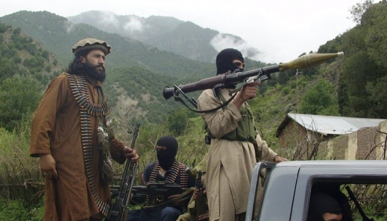 Пакистан освободил группу высокопоставленных талибов
