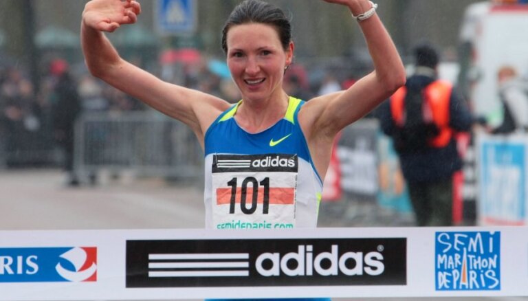 Prokopčuka izcīna desmito vietu Londonas maratonā
