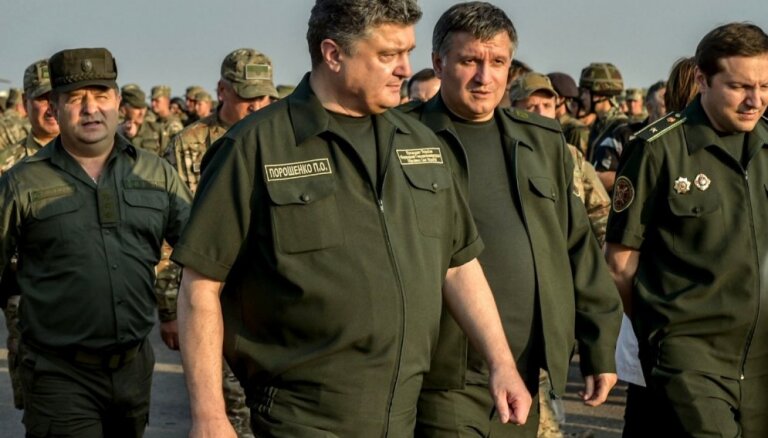 Порошенко: 70% российских войск покинули Украину