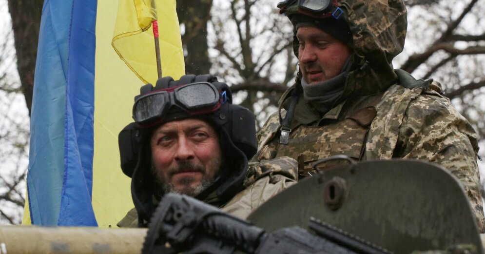 The first group of Ukrainian soldiers has arrived in Great Britain for military training