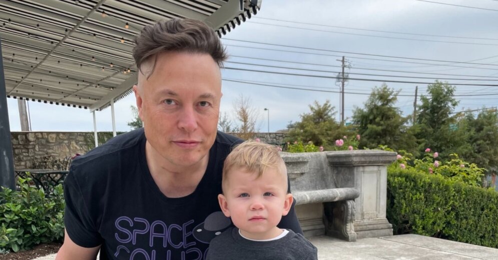 Elon Musk shows how his seventh baby X AE A-12 has grown