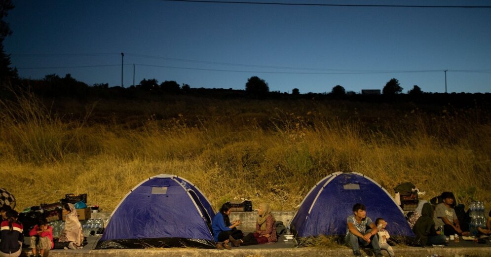 Germany and France plan to take in migrant minors from a camp in Greece