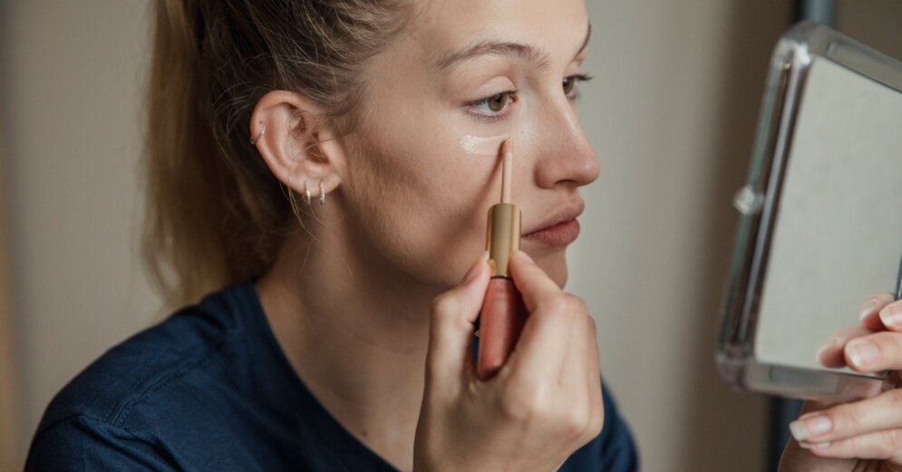 Productos Y Trucos De Maquillaje Para Ayudar A Disimular El Agotamiento Notiulti