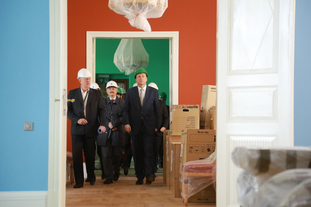 Президент Латвии Раймонд Вейонис посетил свой новый дом