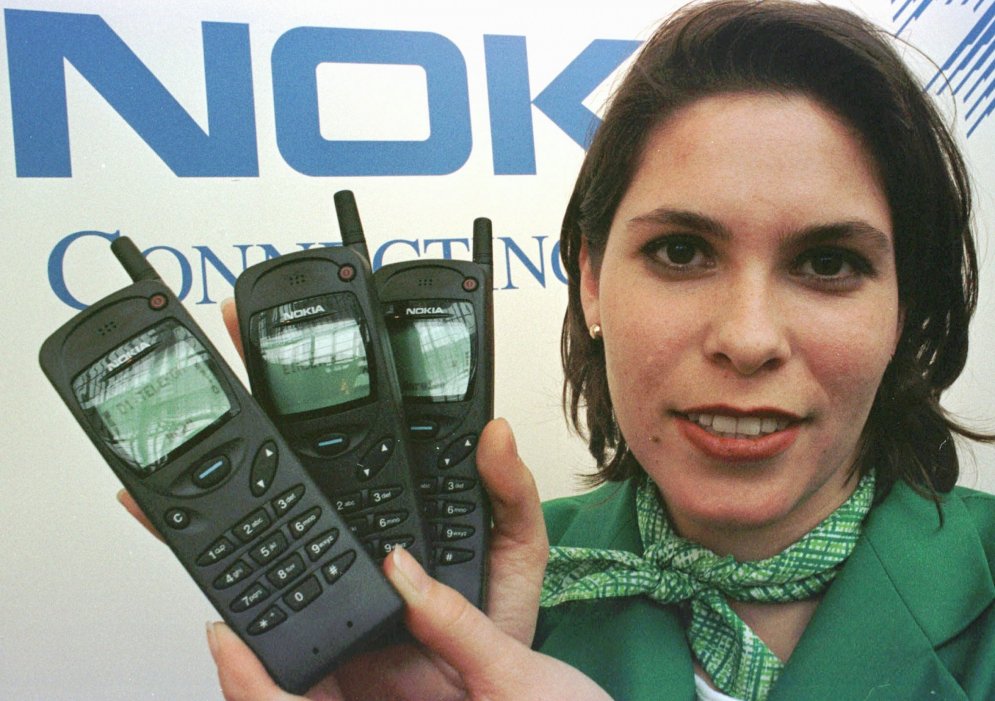 2000. gads: "Kamera telefonā? Kas vēl nebūs!"