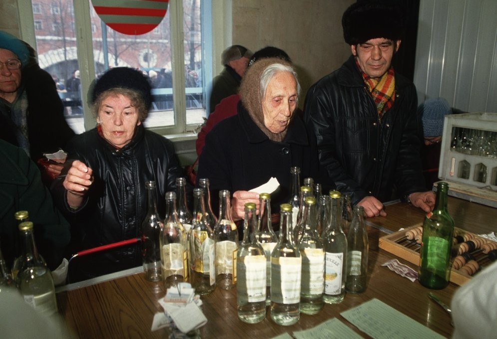Kā 1985. gadā latviešus no dzeršanas atradināt gribēja
