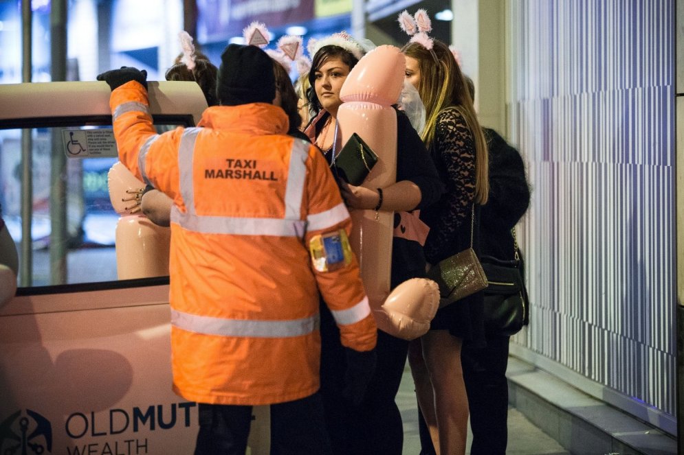 Britu salu iedzīvotāji Lieldienās atkal dzēruši kā nezvēri