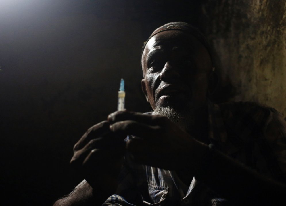 Fotogrāfs viesojas Kenijas heroīna lietotāju 'midzenī'