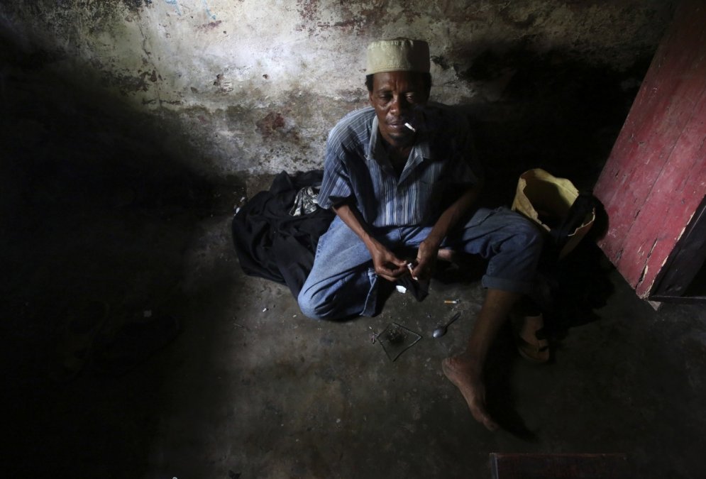 Fotogrāfs viesojas Kenijas heroīna lietotāju 'midzenī'